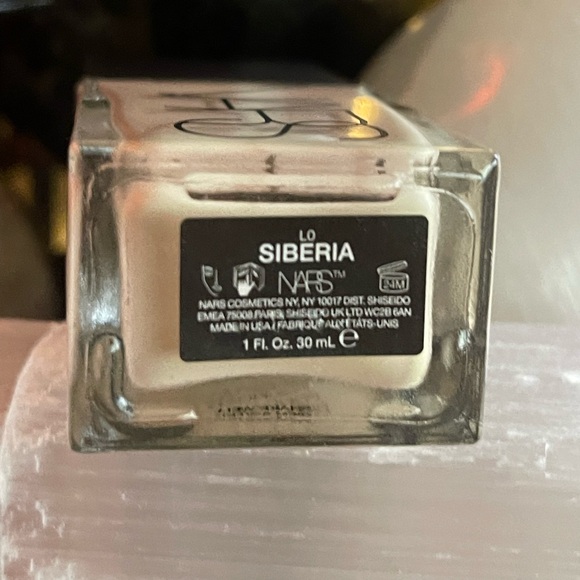 NARS Cosmetics Light Reflecting Foundation, Light 0 Siberia, Full Size, *NIB* - Picture 4 of 7